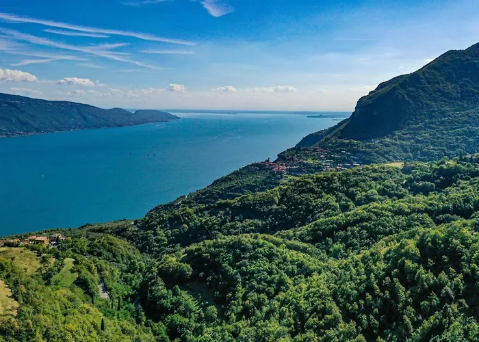 Malga Mary Nyaraló *